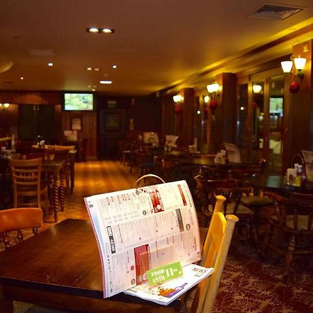 The Golden Acorn Wetherspoon Ξενοδοχείο Glenrothes Εξωτερικό φωτογραφία